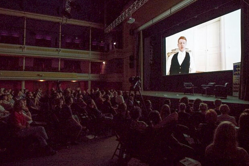 Filmvorführung am Festivalabend im Steintor-Varieté