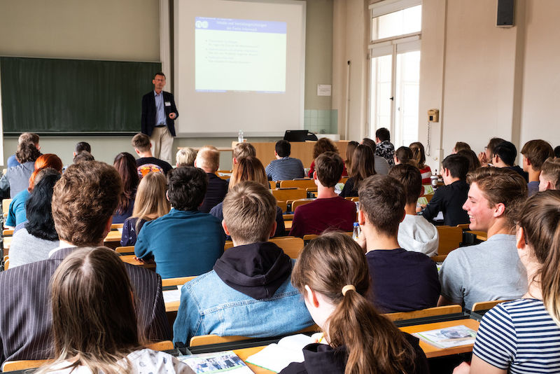 Volle Hörsäle gab es bei den Vortragsveranstaltungen der einzelnen Studienangebote – hier zur Informatik.