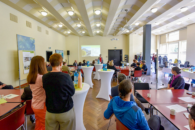 Vor dem Stadtempfang wurden die Neuen im Hallischen Saal der Uni begrüßt.