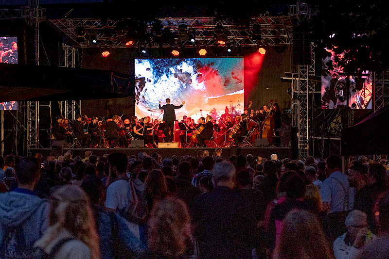 Mit Filmmusik begeisterte das Akademische Orchester der Uni.