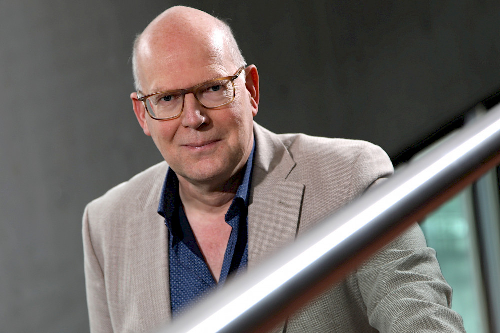 Daniel Fulda ist am Jenaer Exzellenzcluster "Imaginamics: Practices and Dynamics of Social Imagining" beteiligt.