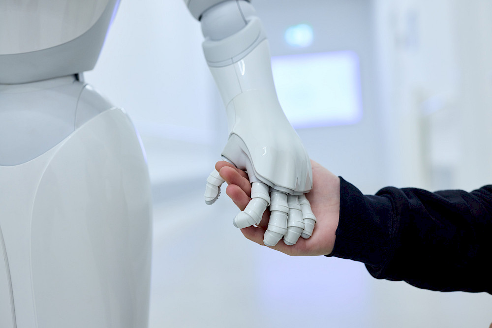 Roboter haben für die Pflege ein großes Potenzial.