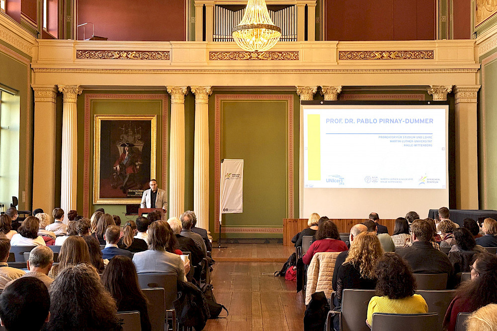 Pablo Pirnay-Dummer begrüßte die Teilnehmerinnen und Teilnehmer der Veranstaltung.