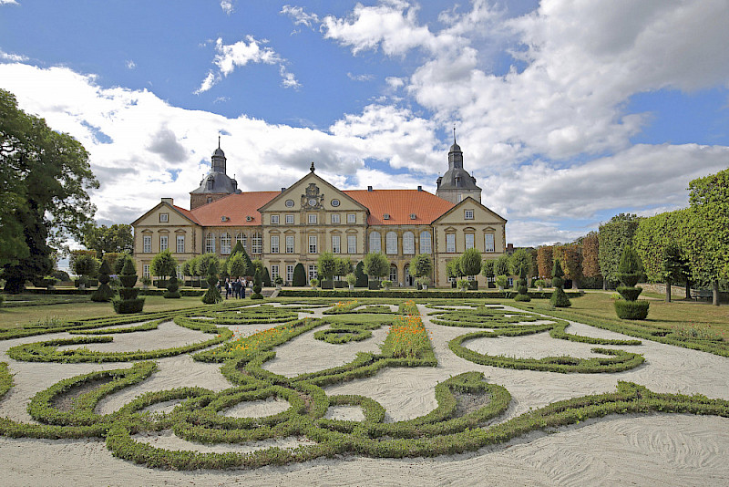 Das barocke Schloss Hundisburg. In ihm ist die von Alvenslebensche Bibliothek untergebracht.