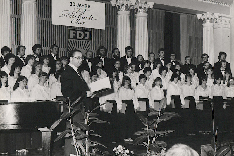 Auftritt des Universitätschors 1981 in der Aula im Löwengebäude