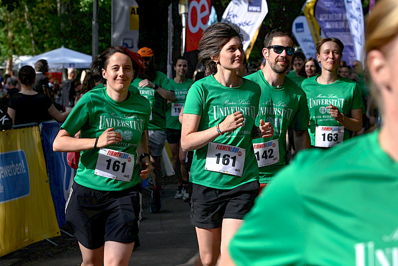 2,5 Kilometer Strecke lagen vor jeder Läuferin und jedem Läufer.